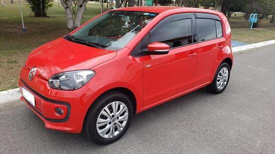 VOLKSWAGEN-UP-2016