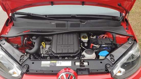 VOLKSWAGEN-UP-2016