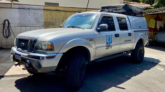 FORD-RANGER-2005