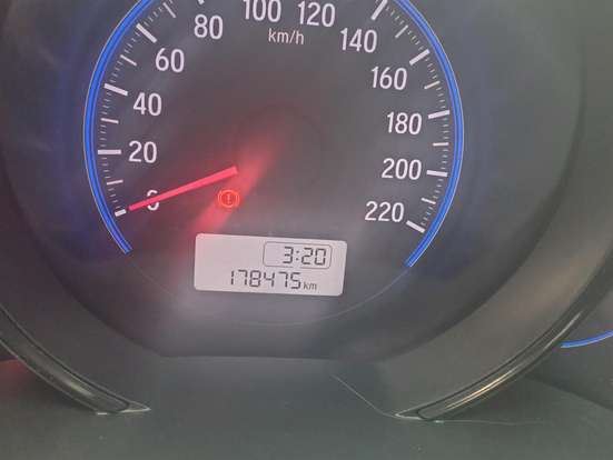 HONDA-FIT-2017
