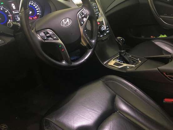 HYUNDAI-AZERA-3.0 MPFI GLS V6 24V GASOLINA 4P AUTOMÁTICO HYUNDAI-AZERA-2013