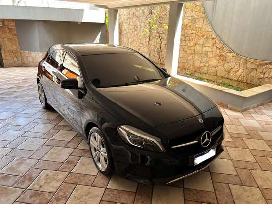 MERCEDES-BENZ-A 200-2017