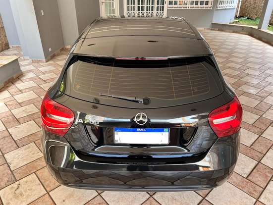 MERCEDES-BENZ-A 200-2017