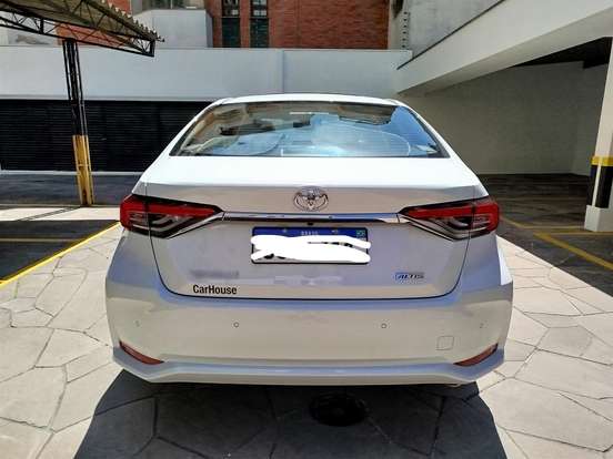 TOYOTA-COROLLA-2024