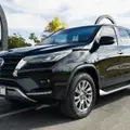 TOYOTA HILUX SW4 2.8 D-4D TURBO DIESEL SRX 7L 4X4 AUTOMÁTICO TOYOTA HILUX SW4 2.8 D-4D TURBO DIESEL SRX 7L 4X4 AUTOMÁTICO