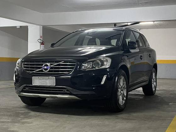 VOLVO XC60 2.0 T5 MOMENTUM GASOLINA 4P AUTOMÁTICO
