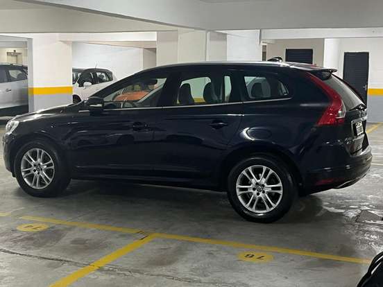 VOLVO-XC60-2.0 T5 MOMENTUM GASOLINA 4P AUTOMÁTICO VOLVO-XC60-2015