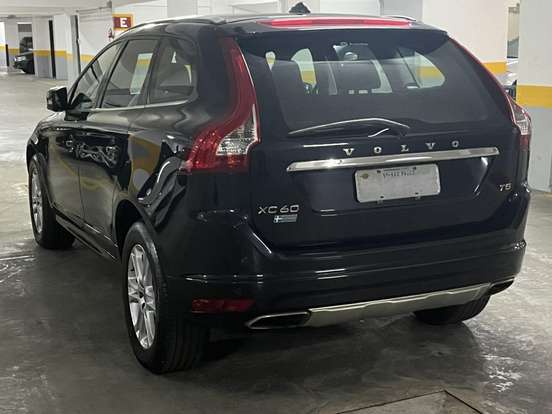 VOLVO-XC60-2.0 T5 MOMENTUM GASOLINA 4P AUTOMÁTICO VOLVO-XC60-2015