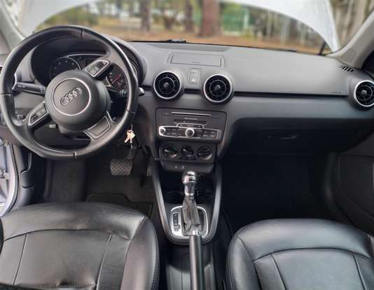 AUDI-A1-2015