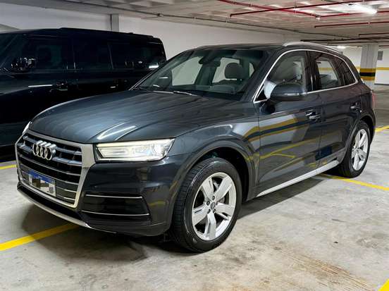 AUDI-Q5-2018