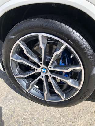 BMW-X4-2021
