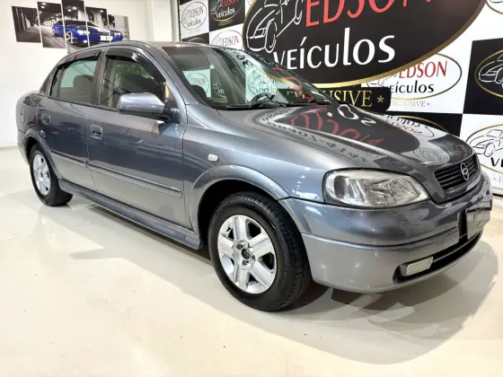 CHEVROLET ASTRA 1.8 MPFI MILLENIUM II SEDAN 8V GASOLINA 4P MANUAL CHEVROLET ASTRA 1.8 MPFI MILLENIUM II SEDAN 8V GASOLINA 4P MANUAL