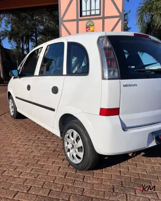 CHEVROLET-MERIVA-2010
