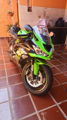 バハマ Kawasaki Ninja-zx-6r-636-abs a partir de 2015: Motos usadas