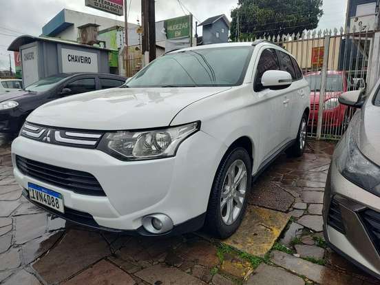 MITSUBISHI-OUTLANDER-2.0 16V GASOLINA 4P AUTOMÁTICO MITSUBISHI-OUTLANDER-2014