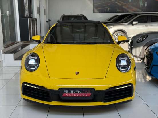 PORSCHE-911-2020