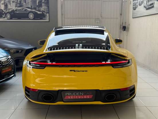 PORSCHE-911-2020