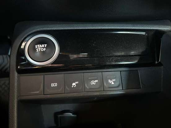 RENAULT-CAPTUR-2021