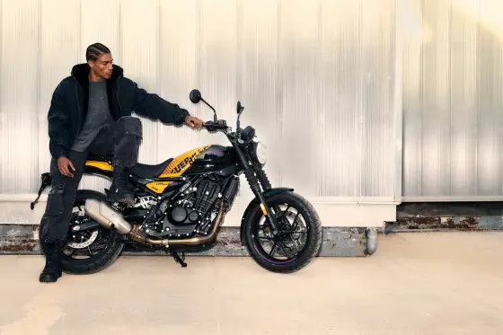 ROYAL ENFIELD GUERRILLA 450 