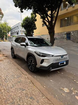 TOYOTA COROLLA CROSS 1.8 VVT-I HYBRID FLEX XRX CVT