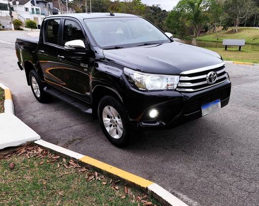 TOYOTA HILUX 2.7 SRV 4X2 CD 16V FLEX 4P AUTOMÁTICO