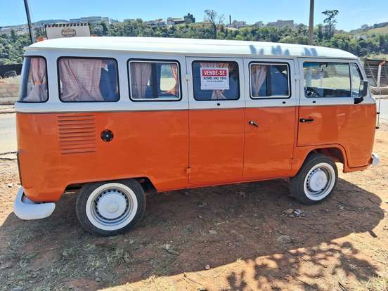 VOLKSWAGEN-KOMBI-1995