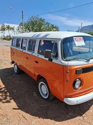 VOLKSWAGEN-KOMBI-1995