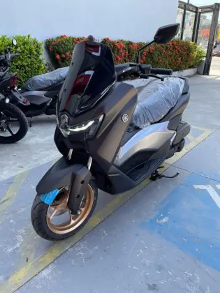 YAMAHA NMAX CONNECTED 160 ABS 