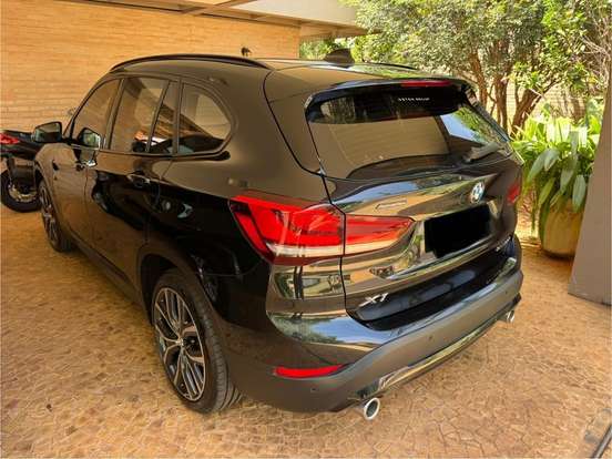 BMW-X1-2022