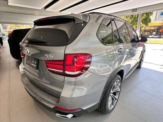 BMW-X5-2017