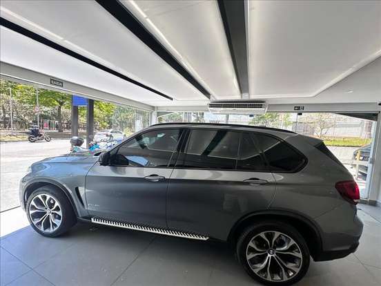 BMW-X5-3.0 FULL 4X4 35I 6 CILINDROS 24V GASOLINA 4P AUTOMÁTICO BMW-X5-2017