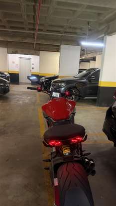 DUCATI-DIAVEL V4-2024