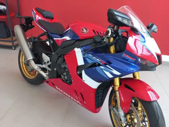 HONDA-CBR 1000RR-R FIREBLADE SP HONDA-CBR 1000RR-R FIREBLADE SP-2022