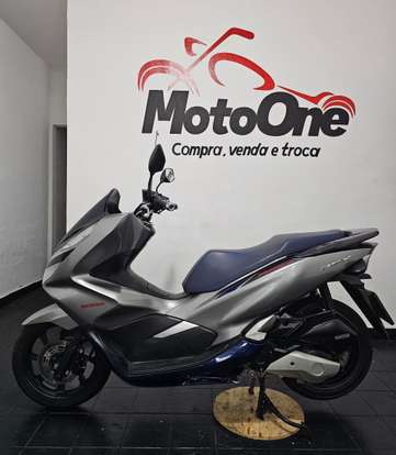 HONDA-PCX-2020