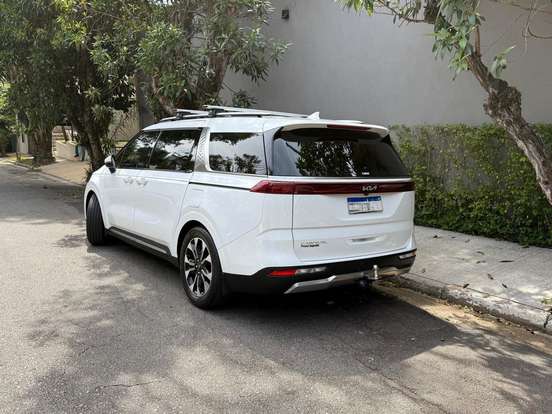 KIA-CARNIVAL-2021
