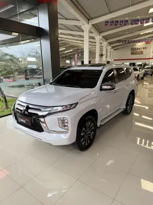 MITSUBISHI PAJERO SPORT 2.4 16V MIVEC TURBO DIESEL HPE AWD AUTOMÁTICO MITSUBISHI PAJERO SPORT 2.4 16V MIVEC TURBO DIESEL HPE AWD AUTOMÁTICO