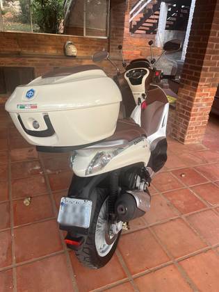 PIAGGIO BEVERLY 300 