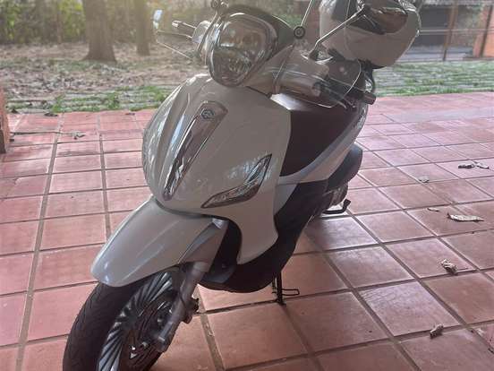 PIAGGIO-BEVERLY 300 PIAGGIO-BEVERLY 300-2010