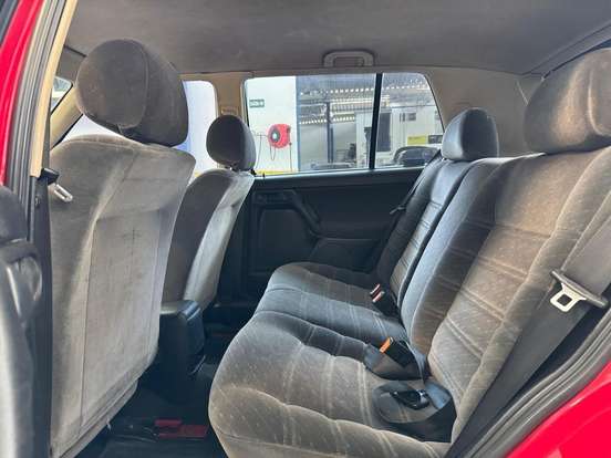 VOLKSWAGEN-GOLF-2.0 MI GLX 8V GASOLINA 4P MANUAL VOLKSWAGEN-GOLF-1996