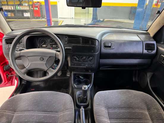 VOLKSWAGEN-GOLF-2.0 MI GLX 8V GASOLINA 4P MANUAL VOLKSWAGEN-GOLF-1996