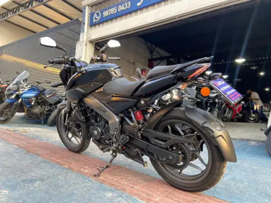 BAJAJ-DOMINAR 200 BAJAJ-DOMINAR 200-2025