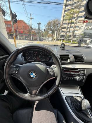 BMW 120i 2.0 TOP HATCH 16V GASOLINA 4P AUTOMÁTICO