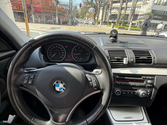 BMW-120i-2.0 TOP HATCH 16V GASOLINA 4P AUTOMÁTICO BMW-120i-2009