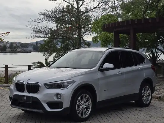 BMW-X1-2.0 16V TURBO ACTIVEFLEX SDRIVE20I 4P AUTOMÁTICO BMW-X1-2018