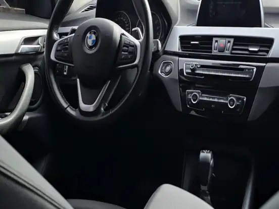 BMW-X1-2.0 16V TURBO ACTIVEFLEX SDRIVE20I 4P AUTOMÁTICO BMW-X1-2018