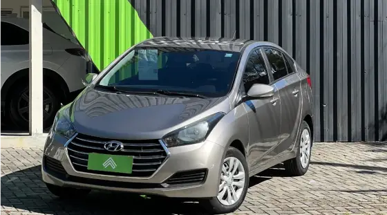 HYUNDAI HB20S 1.6 COMFORT PLUS 16V FLEX 4P AUTOMÁTICO