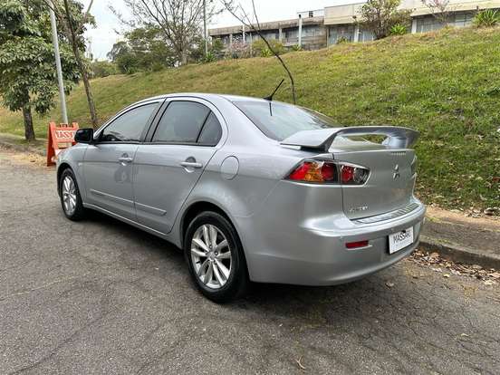 MITSUBISHI-LANCER-2016