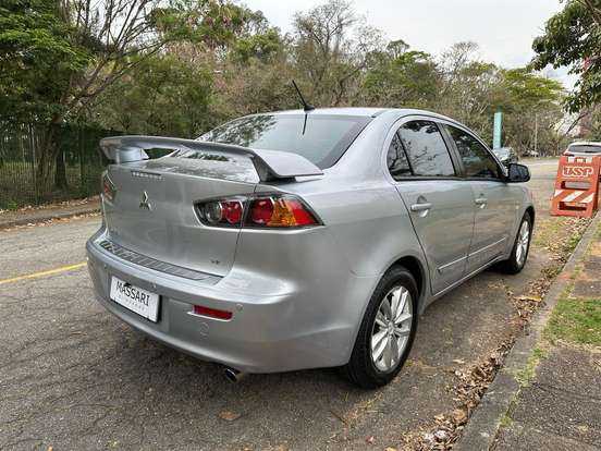 MITSUBISHI-LANCER-2016