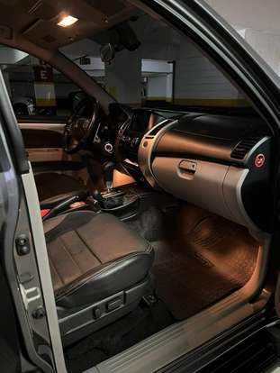 MITSUBISHI-PAJERO-2017