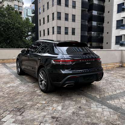 PORSCHE-MACAN-2024